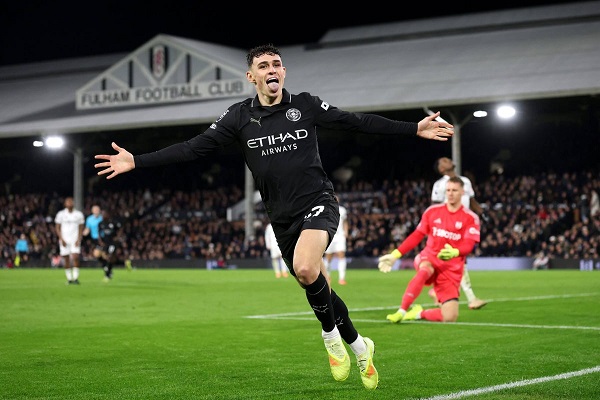 Phil Foden Valioliigan pelaajien arvopudotusten kärjessä